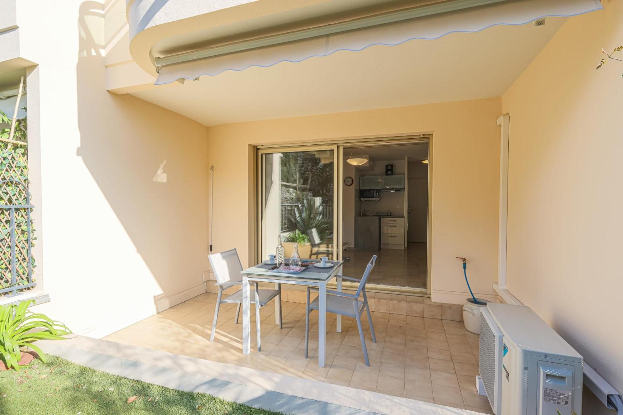 Terrace Garage & Ac Apartment Cannes